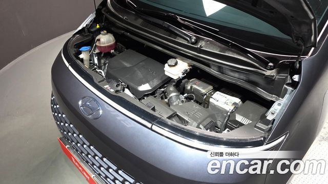 Hyundai Staria Cargo 3-Seater Modern 2023 — фото 6