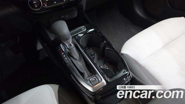 Chevrolet Trax Crossover 1.2 Red Line 2025 — фото 9