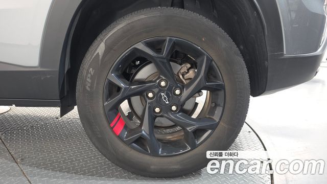Chevrolet Trax Crossover 1.2 Red Line 2025 — фото 21
