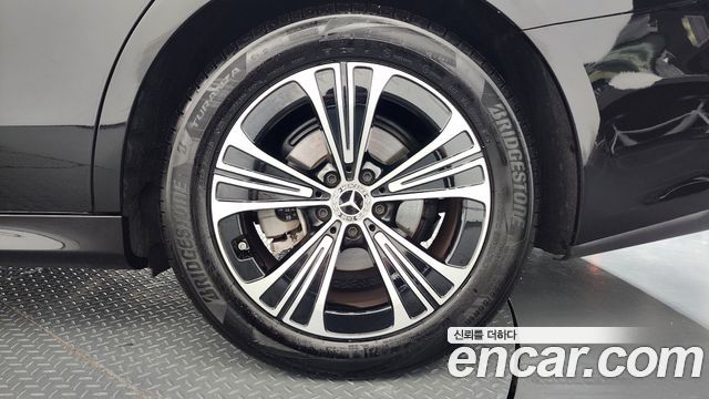 Mercedes-Benz E-Class (W214) E200 Avantgarde 2025 — фото 27