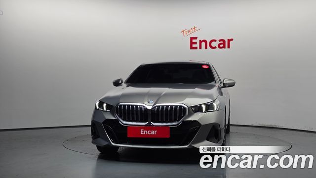 BMW 5 Series (G60) 530i xDrive M Sport 2025 — фото 3
