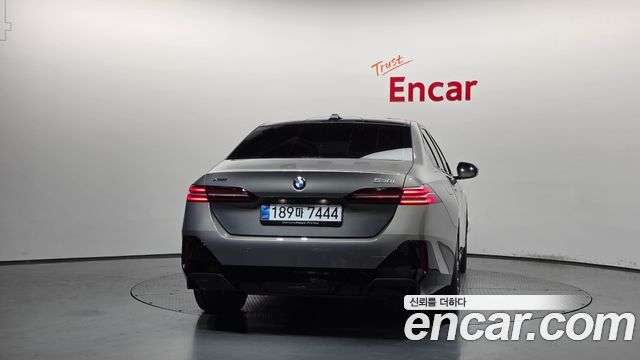 BMW 5 Series (G60) 530i xDrive M Sport 2025 — фото 4