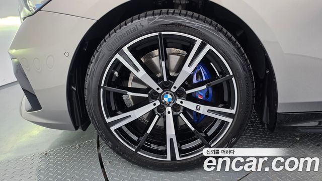 BMW 5 Series (G60) 530i xDrive M Sport 2025 — фото 5