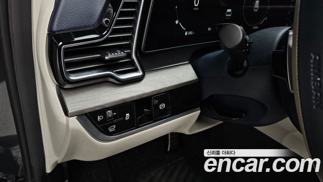 Kia Sportage (V) Gasoline 1.6 Turbo 2WD Signature Gravity 2022 — фото 29