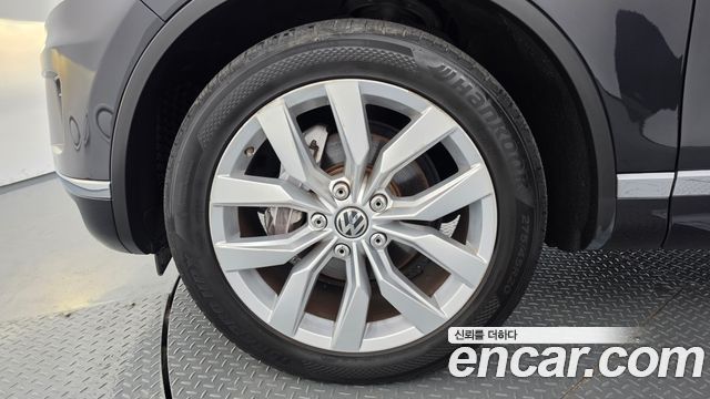 Volkswagen Touareg V6 3.0 TDI Bluemotion Premium 7P5 2015 — фото 5