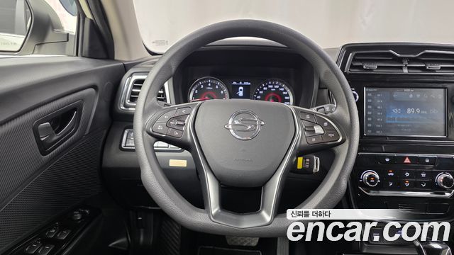 KG Mobility (SsangYong) Tivoli Air 1.5 A1 2WD 2022 — фото 12