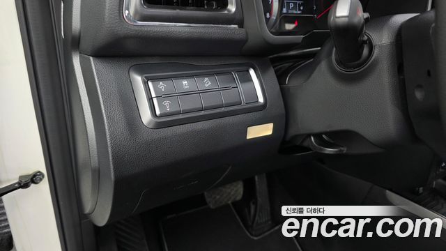 KG Mobility (SsangYong) Tivoli Air 1.5 A1 2WD 2022 — фото 17