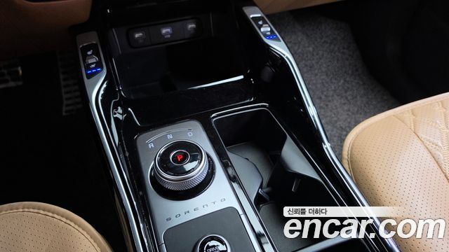 Kia Sorento (IV) Gasoline 2.5T 2WD Signature 2023 — фото 9