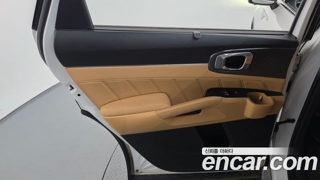 Kia Sorento (IV) Gasoline 2.5T 2WD Signature 2023 — фото 24
