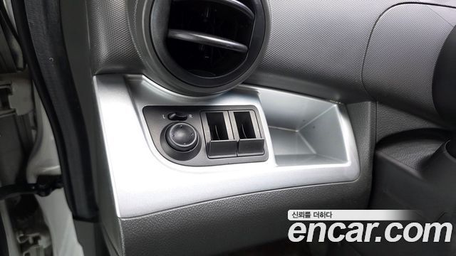 Chevrolet Spark Spark S LT 2014 — фото 28