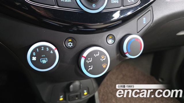 Chevrolet Spark Spark S LT 2014 — фото 29