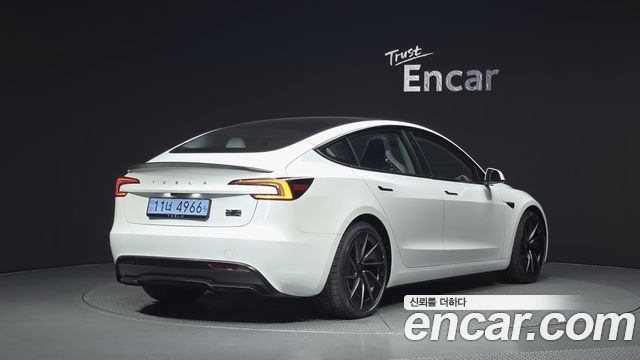 Tesla Model 3 Performance AWD 2026 — фото 2