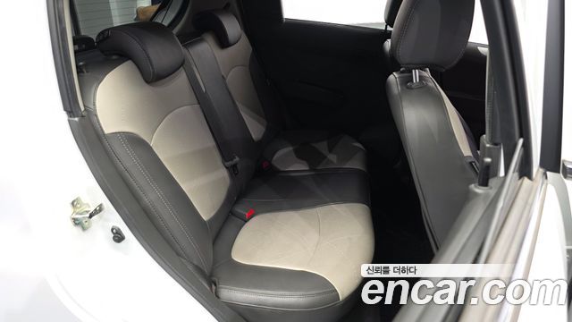 Chevrolet Spark Spark S LT 2014 — фото 12