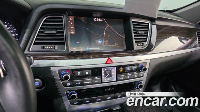 Genesis G80 3.3 GDI AWD Premium Luxury 2019 — фото 14
