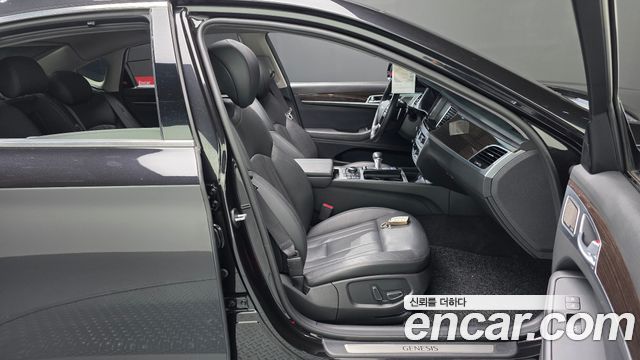 Genesis G80 3.3 GDI AWD Premium Luxury 2019 — фото 26