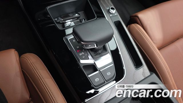 Audi Q5 (FY) 45 TFSI Quattro Premium 2023 — фото 9