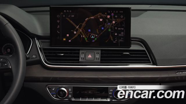Audi Q5 (FY) 45 TFSI Quattro Premium 2023 — фото 14