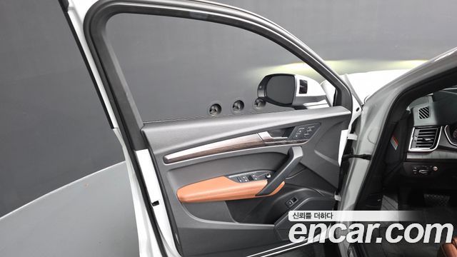 Audi Q5 (FY) 45 TFSI Quattro Premium 2023 — фото 24