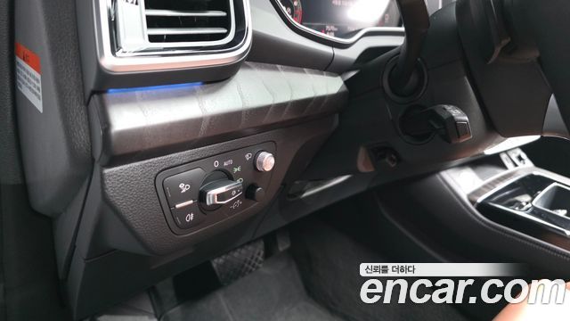 Audi Q5 (FY) 45 TFSI Quattro Premium 2023 — фото 40