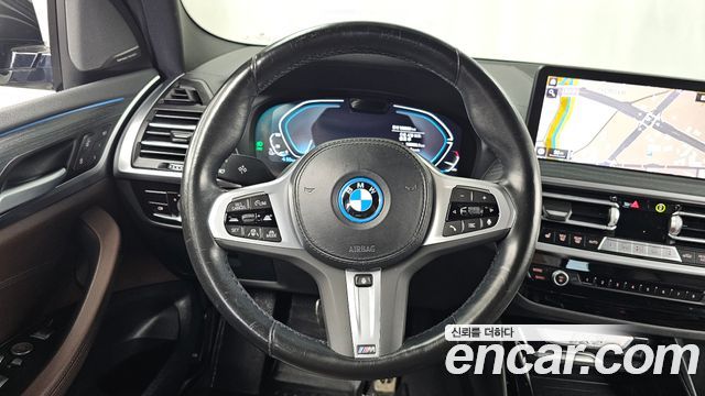 BMW iX3 M Sports 2023 — фото 13