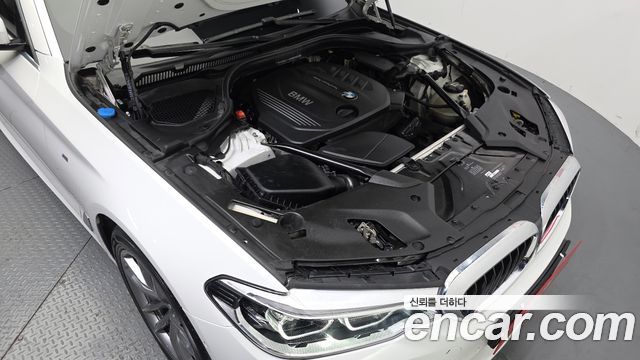 BMW 5 Series (G30) 520d xDrive M Sport Package Plus 2018 — фото 6