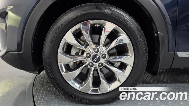 Kia Sorento Diesel 2.2 4WD Noblesse 2020 — фото 5