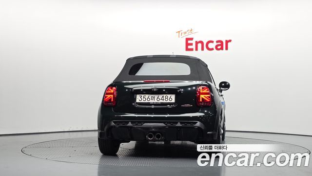 MINI Cooper S Convertible JCW 3rd 2024 — фото 4