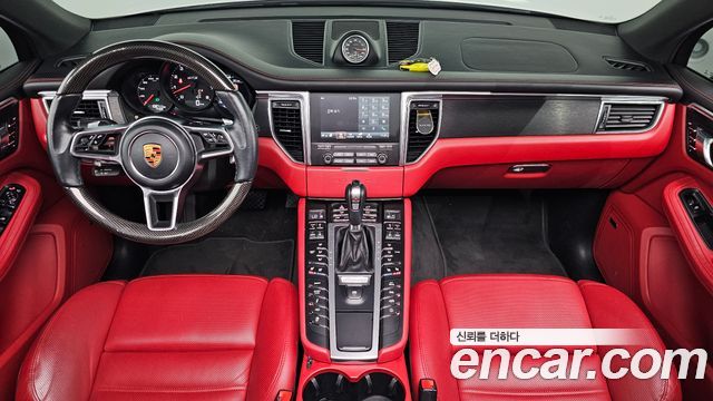 Porsche Macan 3.0 GTS 95B 2018 — фото 7
