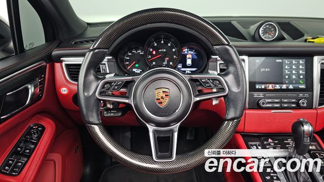 Porsche Macan 3.0 GTS 95B 2018 — фото 13