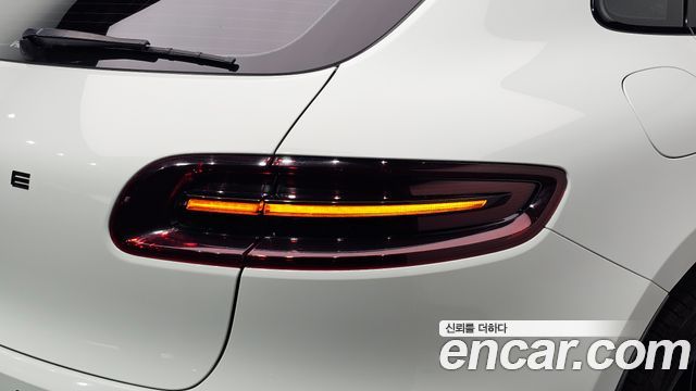 Porsche Macan 3.0 GTS 95B 2018 — фото 23