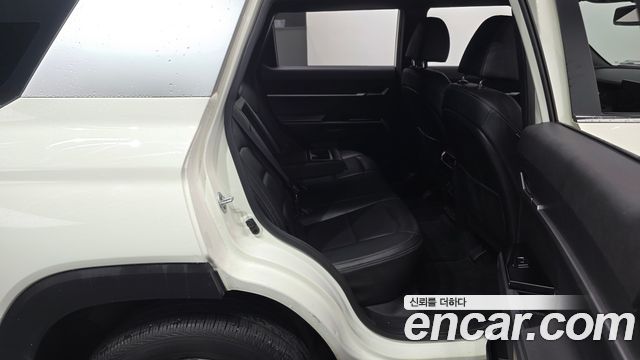 KG Mobility (SsangYong) Torres Gasoline 1.5 2WD T5 2023 — фото 11
