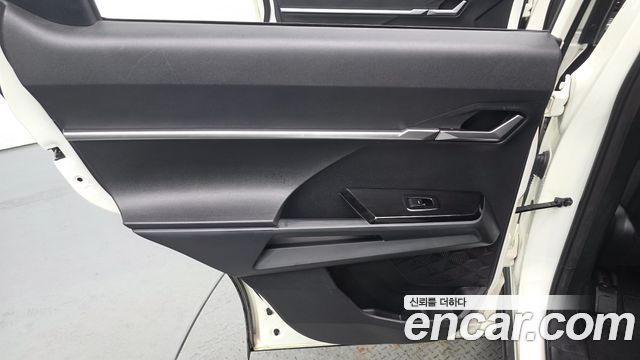 KG Mobility (SsangYong) Torres Gasoline 1.5 2WD T5 2023 — фото 25