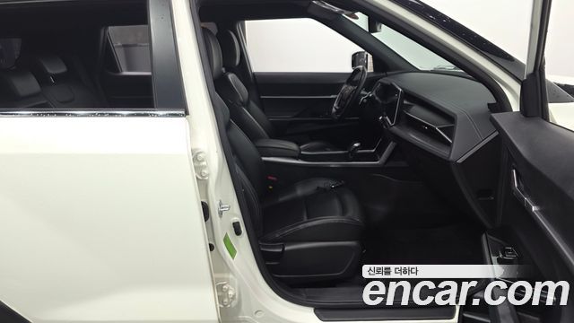 KG Mobility (SsangYong) Torres Gasoline 1.5 2WD T5 2023 — фото 26