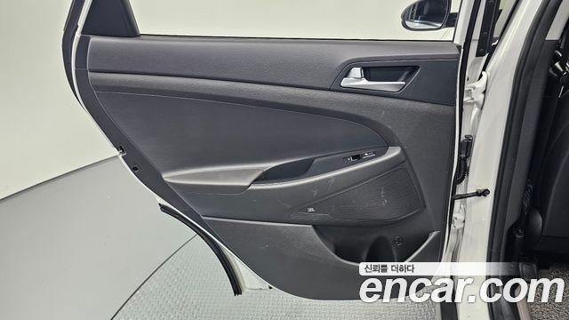 Hyundai Tucson Diesel 2.0 4WD Inspiration 2020 — фото 25