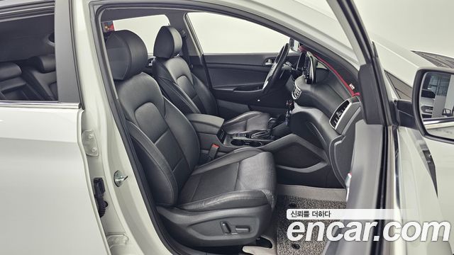 Hyundai Tucson Diesel 2.0 4WD Inspiration 2020 — фото 26