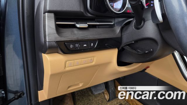 Kia Carnival (IV) Gasoline 9-Seater Noblesse 2023 — фото 17