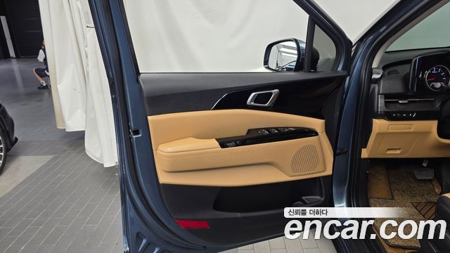 Kia Carnival (IV) Gasoline 9-Seater Noblesse 2023 — фото 24