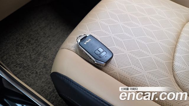 Kia Carnival (IV) Gasoline 9-Seater Noblesse 2023 — фото 32