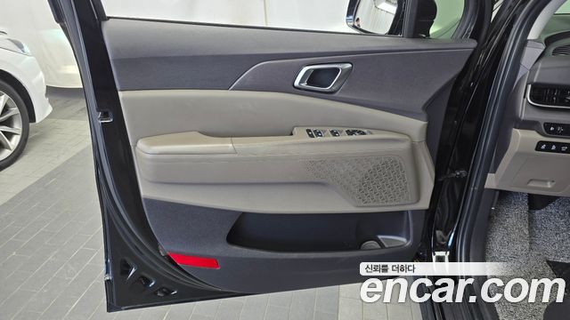 Kia Carnival (IV) HEV 9seater Nobless 2024 — фото 24