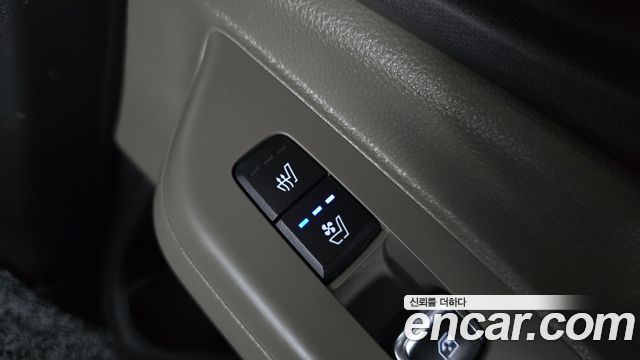 Kia Carnival (IV) HEV 9seater Nobless 2024 — фото 30