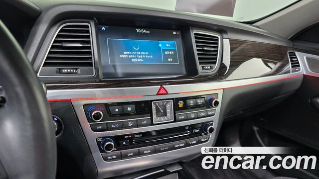 Genesis G80 3.3 GDI AWD Premium Luxury 2018 — фото 15