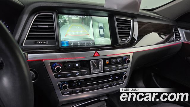 Genesis G80 3.3 GDI AWD Premium Luxury 2018 — фото 16