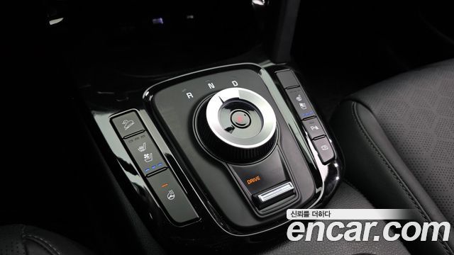Kia Seltos Gasoline 2.0 2WD Signature 2023 — фото 9