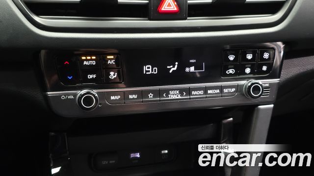 Kia Seltos Gasoline 2.0 2WD Signature 2023 — фото 18