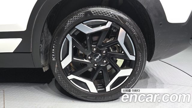 Kia Seltos Gasoline 2.0 2WD Signature 2023 — фото 21