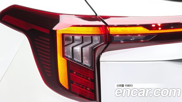 Kia Seltos Gasoline 2.0 2WD Signature 2023 — фото 23
