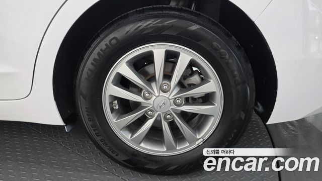 Hyundai Avante (AD) 1.6 Smart 2020 — фото 27