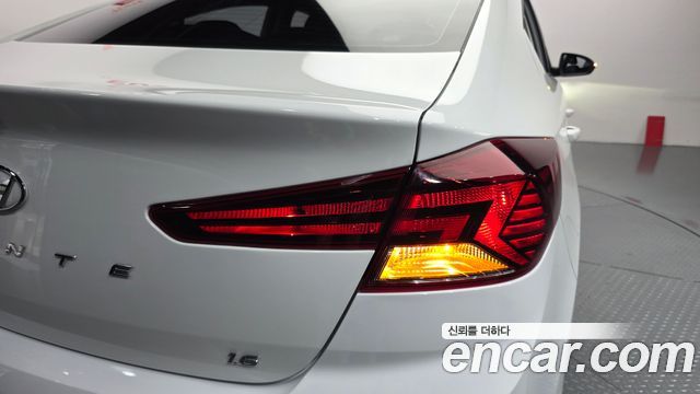 Hyundai Avante (AD) 1.6 Smart 2020 — фото 29