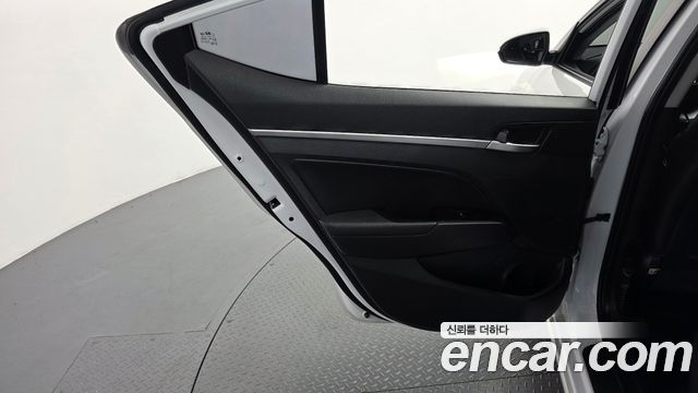 Hyundai Avante (AD) 1.6 Smart 2020 — фото 31