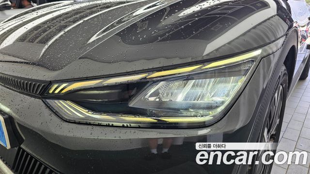 Kia EV6 Long Range Air 2022 — фото 22